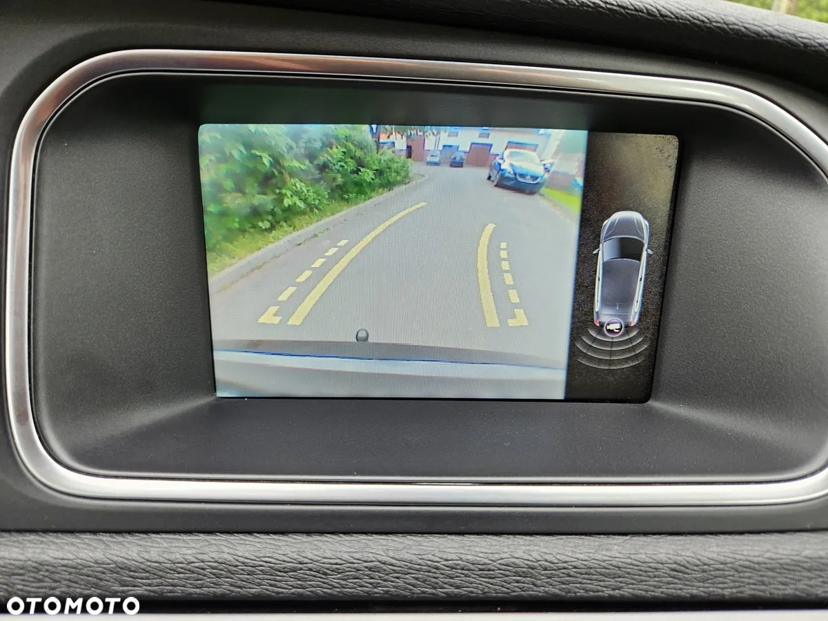 Volvo V40 D2 Momentum - 9