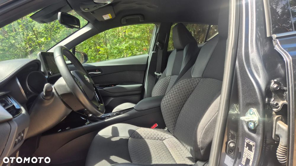 Toyota C-HR - 10