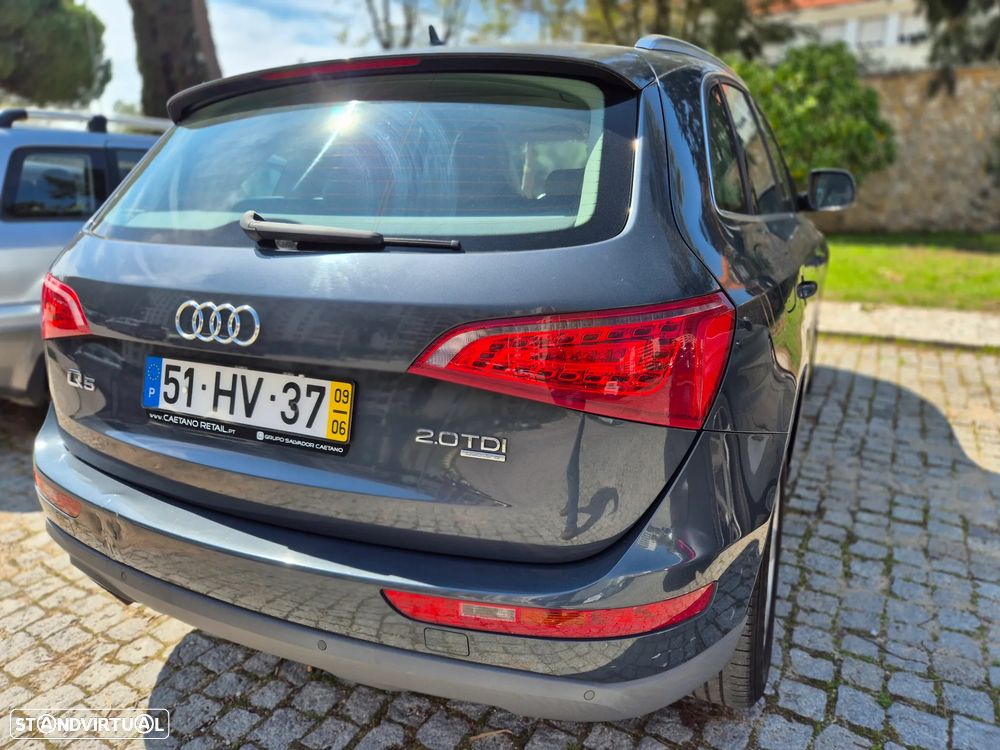 Audi Q5 2.0 TDI Exclusive - 4