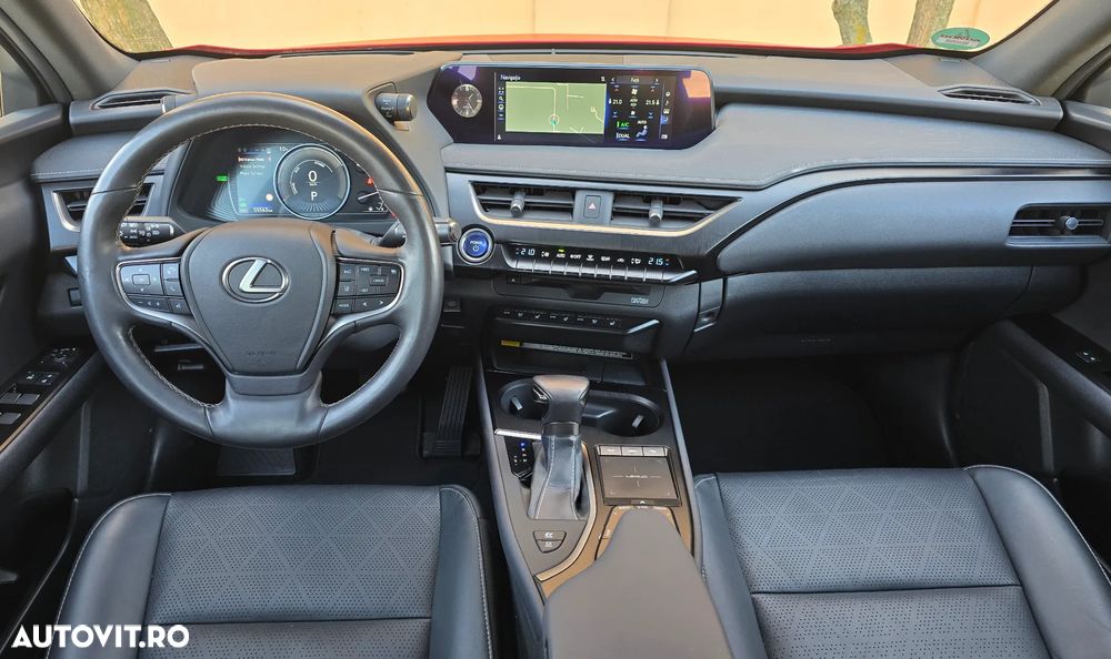 Lexus UX 250h 2.0L HEV 20H- (178 HP) 4X4 CVT Luxury - 15
