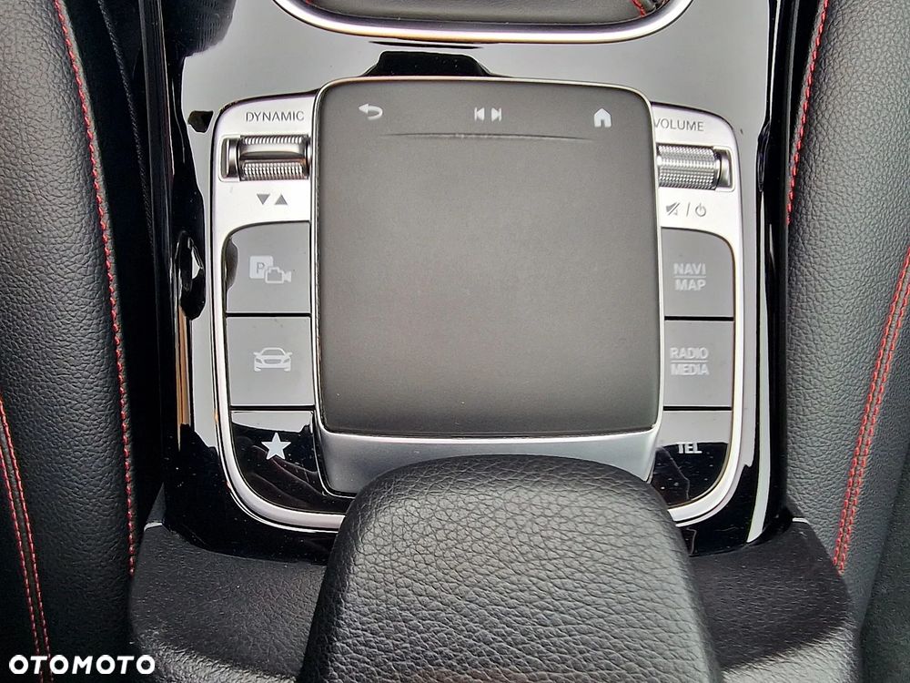 Mercedes-Benz Klasa A 160 AMG Line - 17