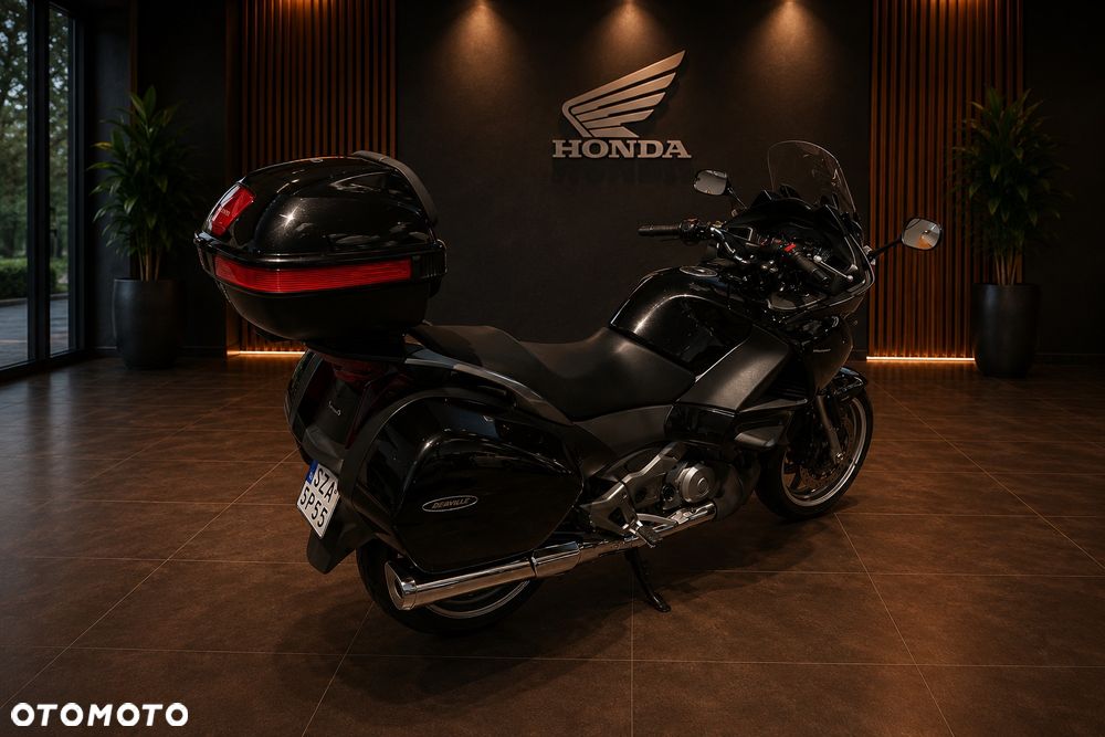 Honda NTV - 11