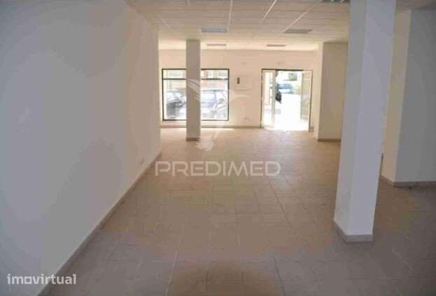 Loja Comercial com 77m² no Centro da Figueira da Foz - Grande imagem: 2/3