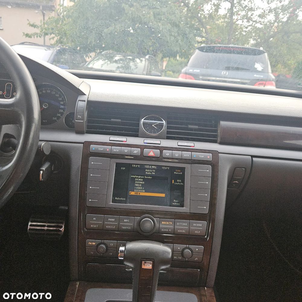 Volkswagen Phaeton 3.0 V6 TDI 4Mot (5 os.) - 28