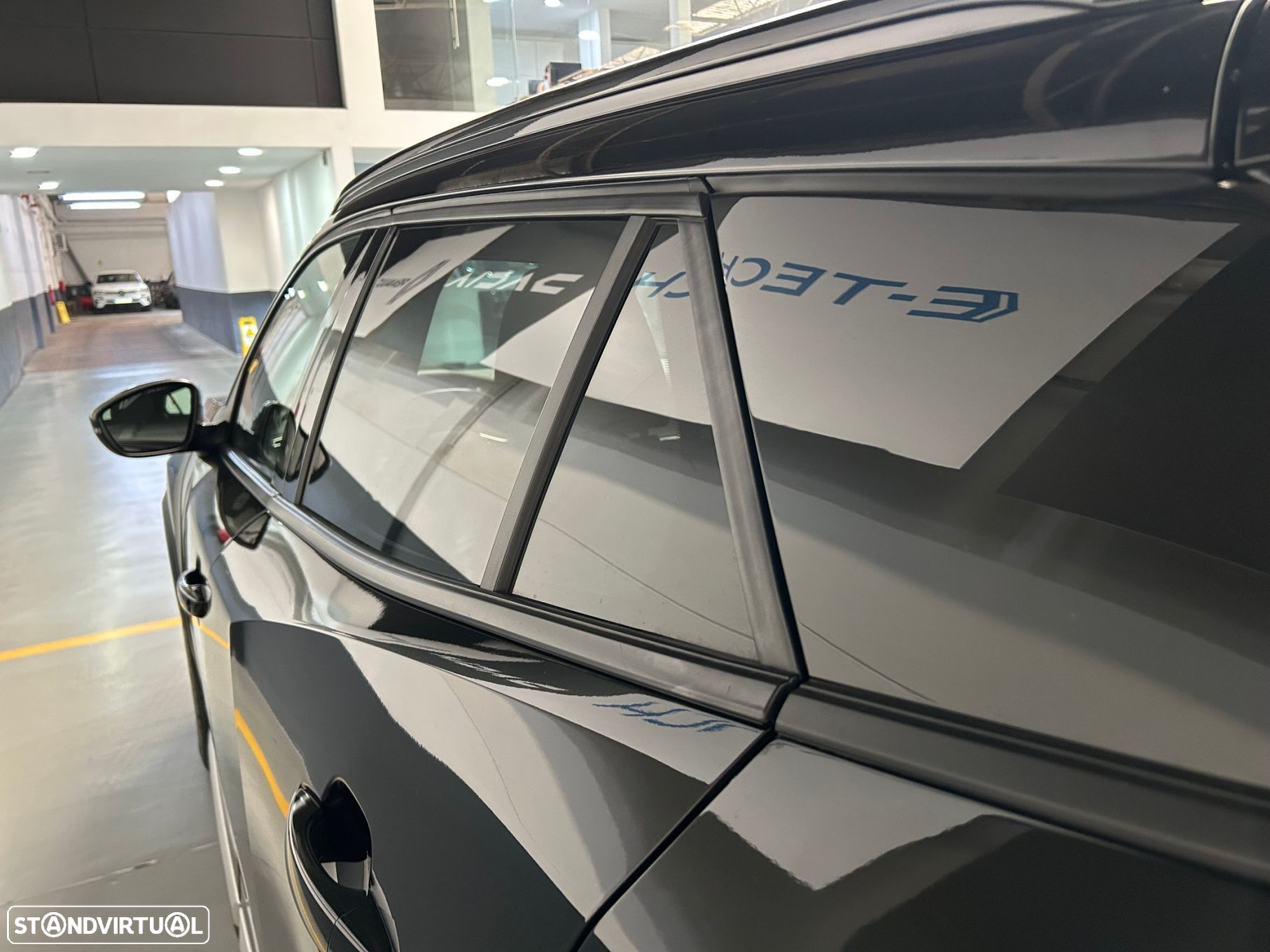 Peugeot 2008 1.2 PureTech Allure Pack - 12