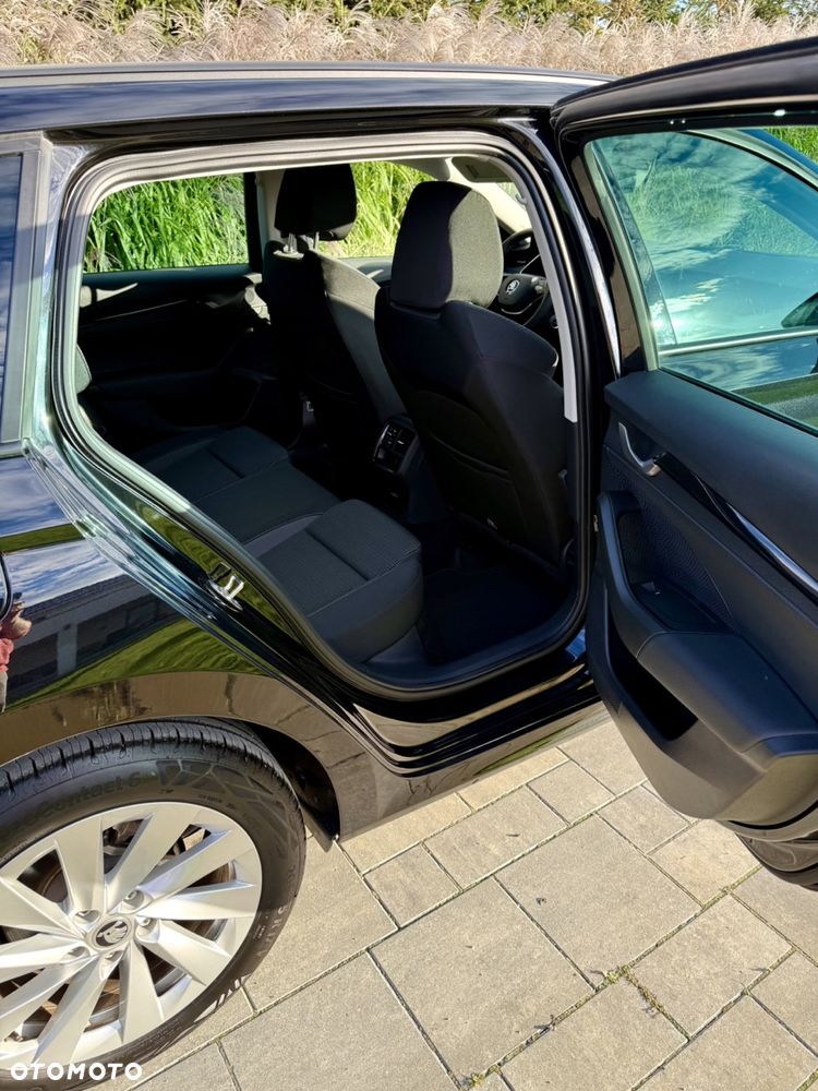 Skoda Octavia 1.5 TSI e-TEC DSG Style - 23