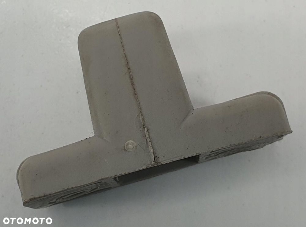 WIESZAK UCHWYT BMW 7 E65 - 6