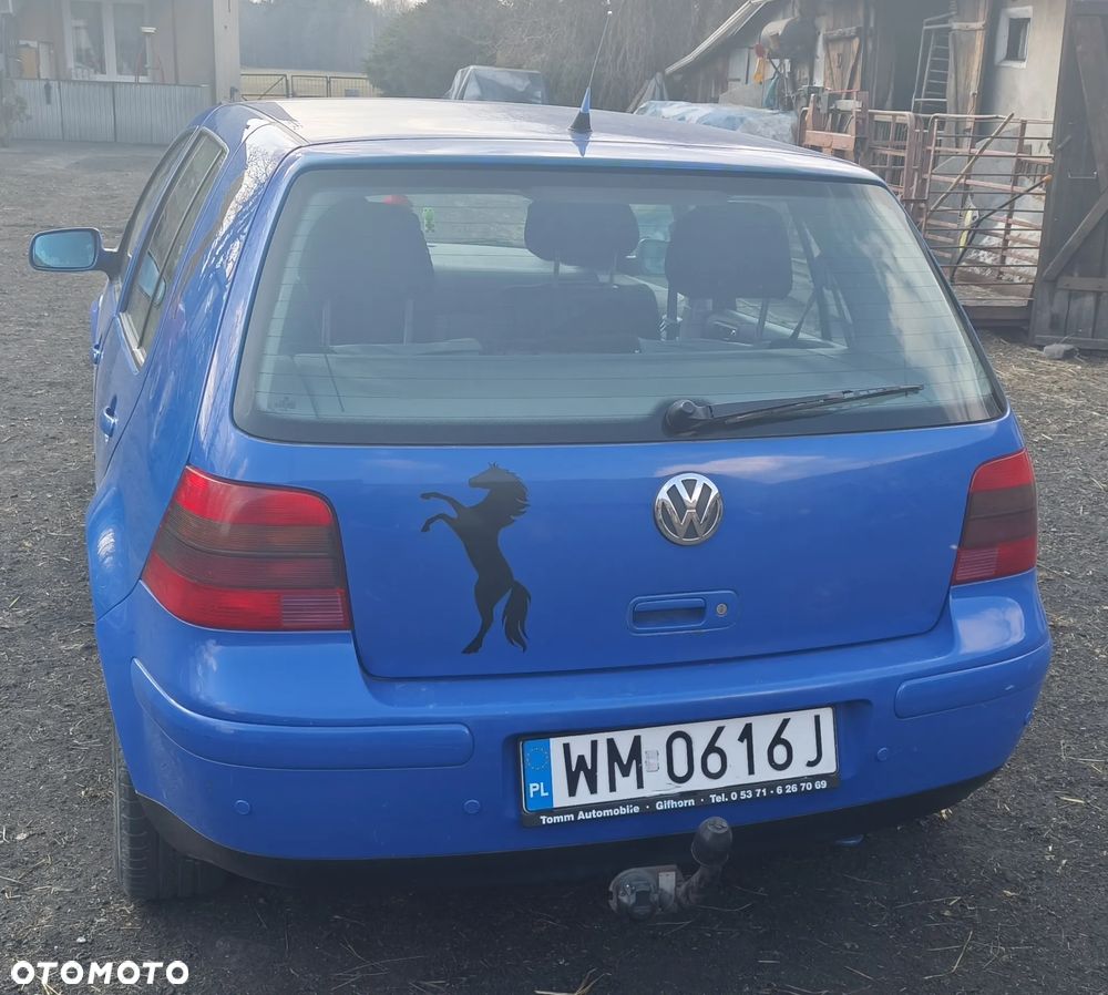 Volkswagen Golf - 4