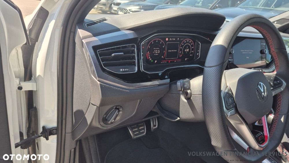 Volkswagen Polo - 18