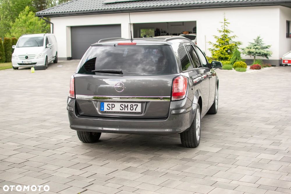 Opel Astra - 18