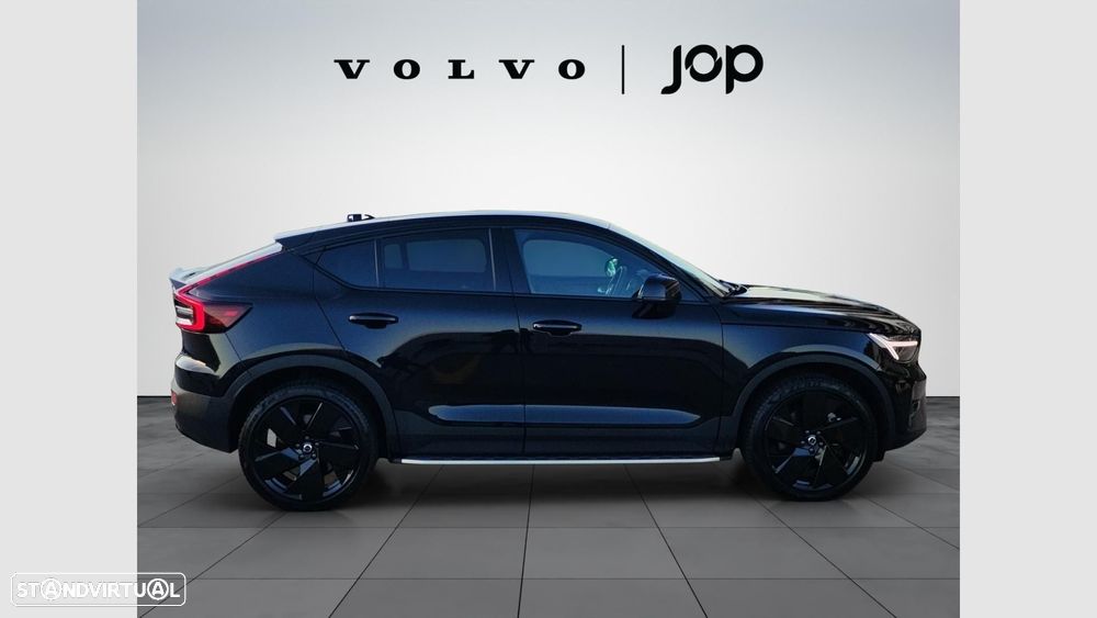 Volvo EC40 82 kWh Twin Motor Performance Black Edition - 7