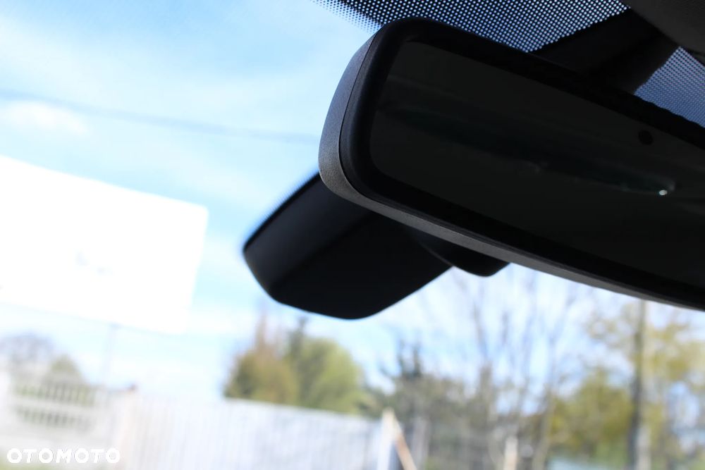 Ford Mondeo 2.0 Champions Edition - 26