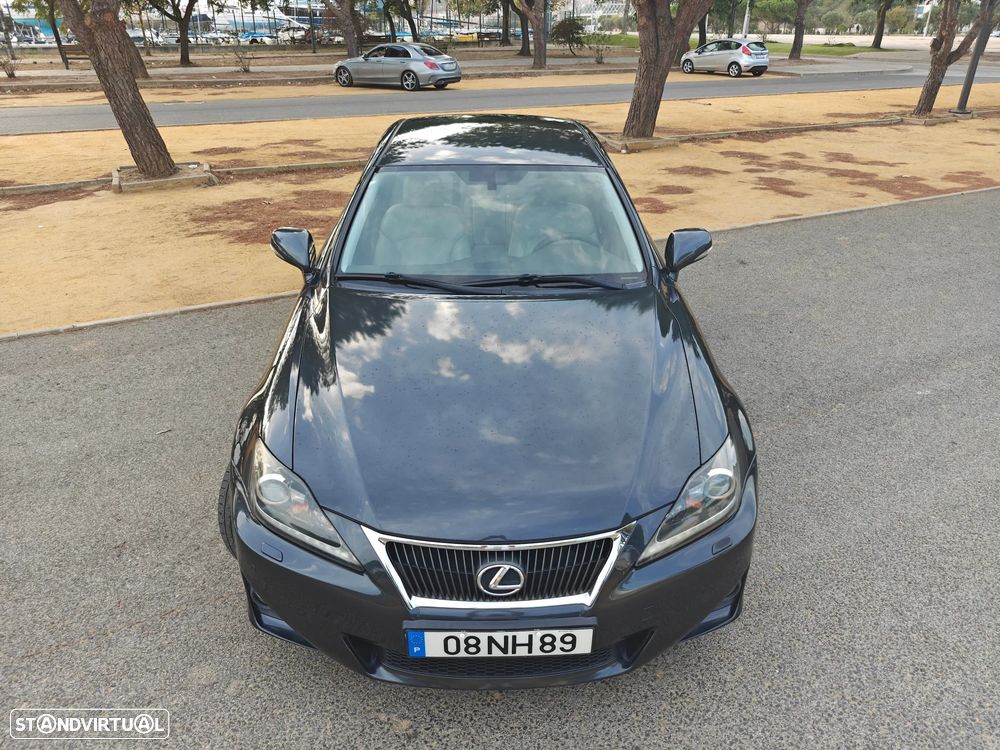 Lexus IS 200 d P.Executive 6G - 3