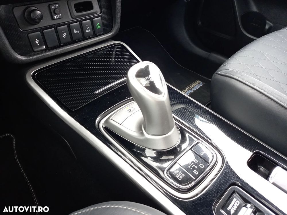 Mitsubishi Outlander 2.4 4WD - 20