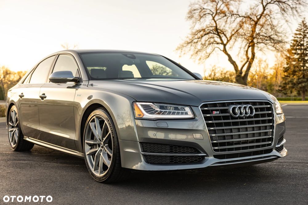 Audi S8 2017 photo 4