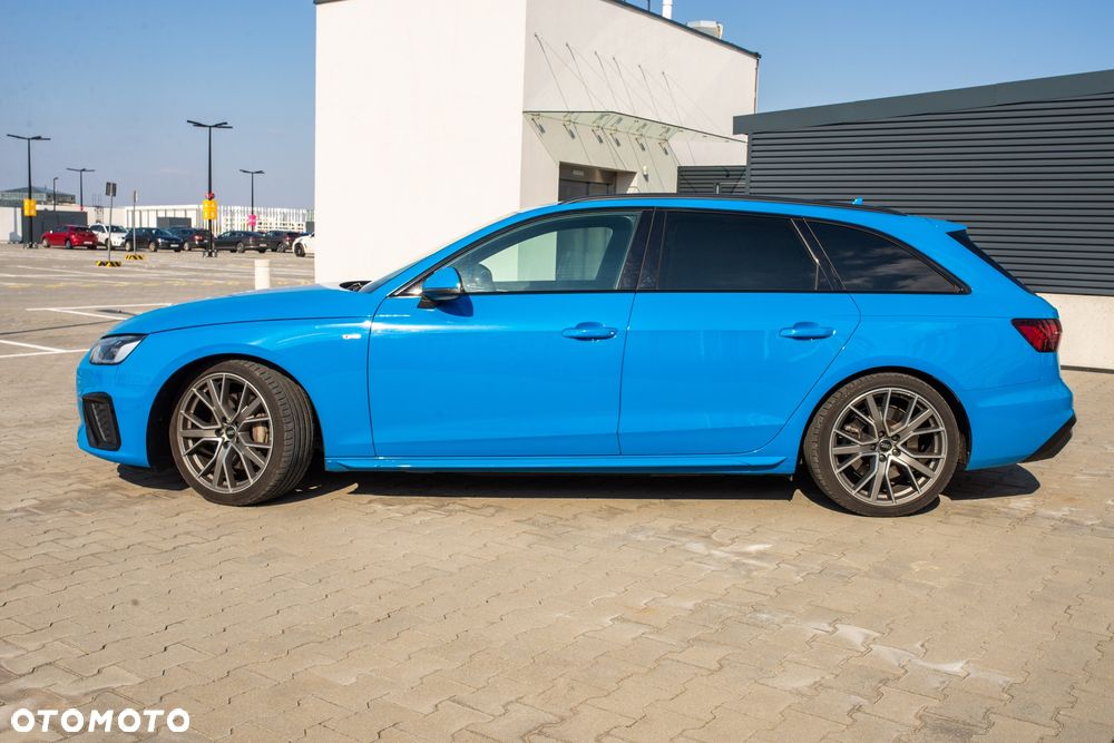Audi A4 Avant - 4