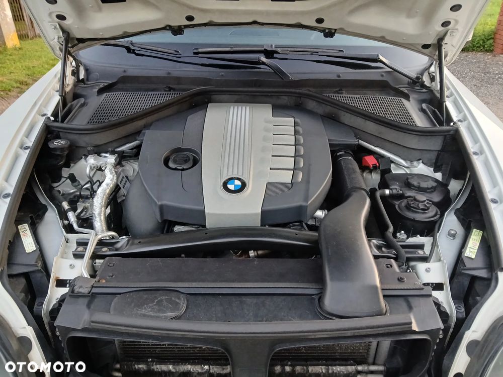 BMW X5 3.0sd xDrive - 11