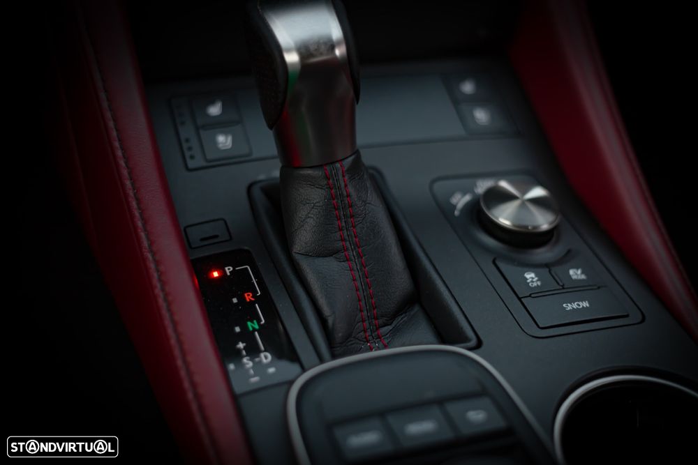 Lexus RC 300h F Sport+ - 46
