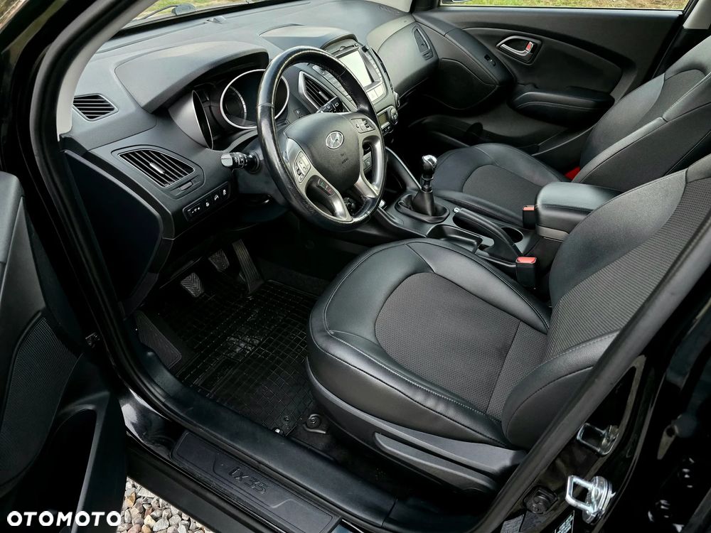 Hyundai ix35 2.0 CRDi Premium 4WD - 6