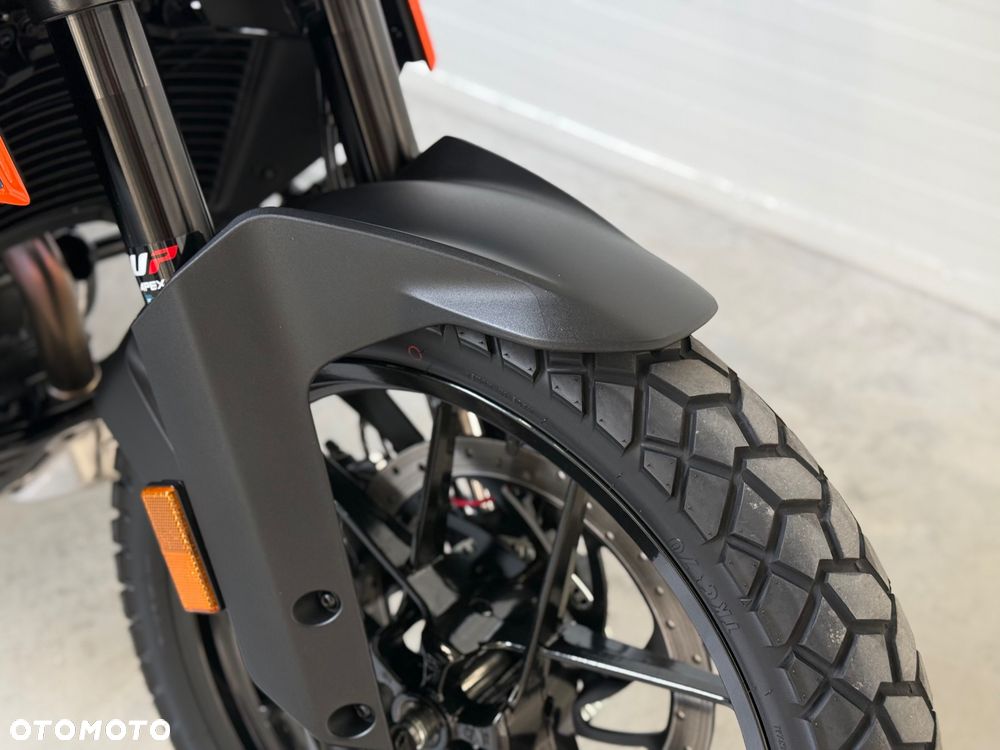 KTM Adventure - 9