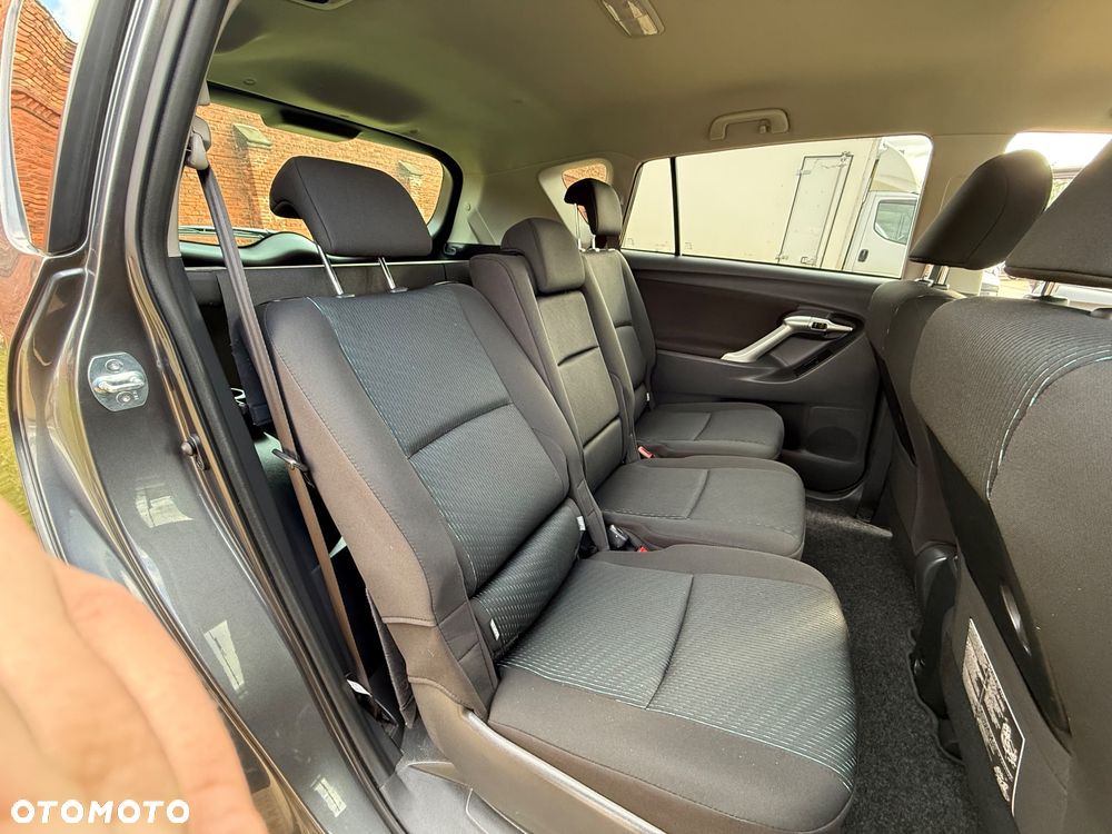 Toyota Verso 1.6 Travel - 19