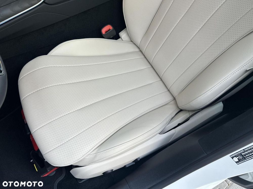 Mercedes-Benz Klasa E - 10