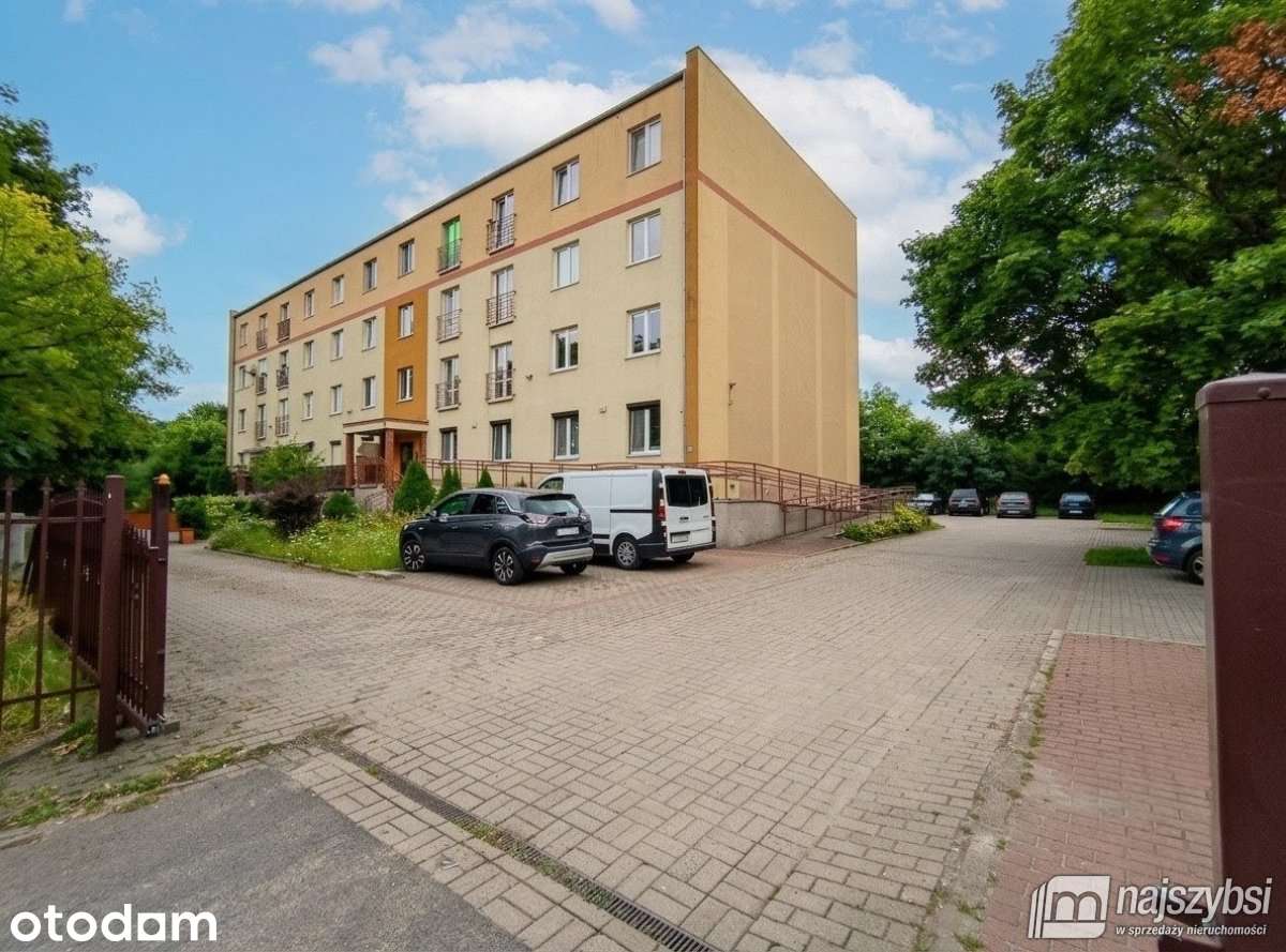 STARGARD - Blok ogrodzony z parkingiem, 3 pokoje