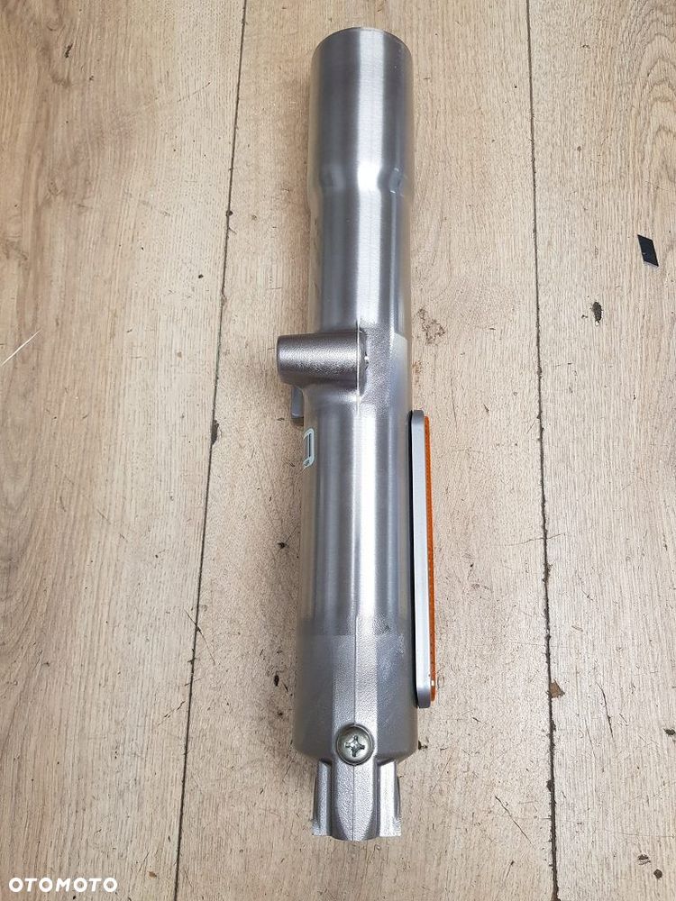 Goleń prawy Harley Davidson Softail Heritage Fat Boy 45915-08 - 4