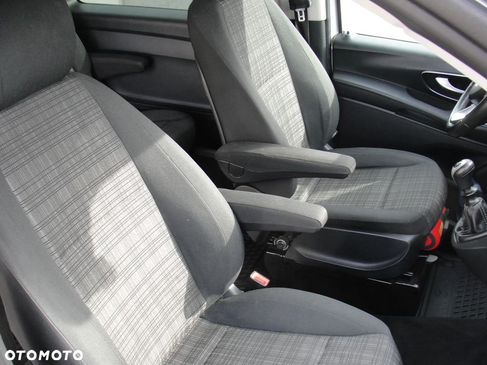 Mercedes-Benz Vito CDI Tourer Pro 447.701 - 8