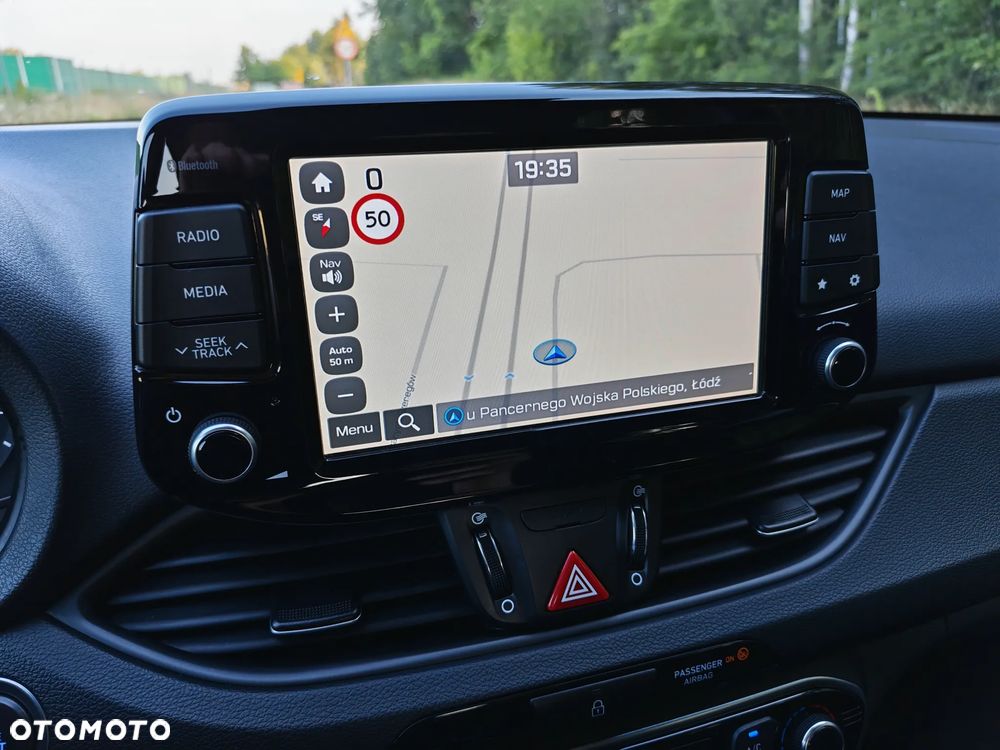 Hyundai i30 blue Kombi 1.6 CRDi Premium - 36