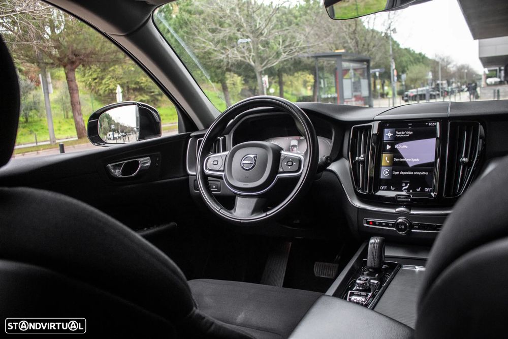 Volvo XC 60 2.0 T8 PHEV Momentum AWD - 35