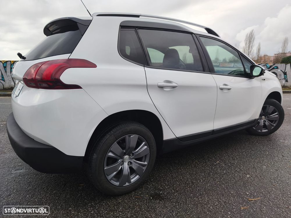 Peugeot 2008 1.6 BlueHDi Style - 5