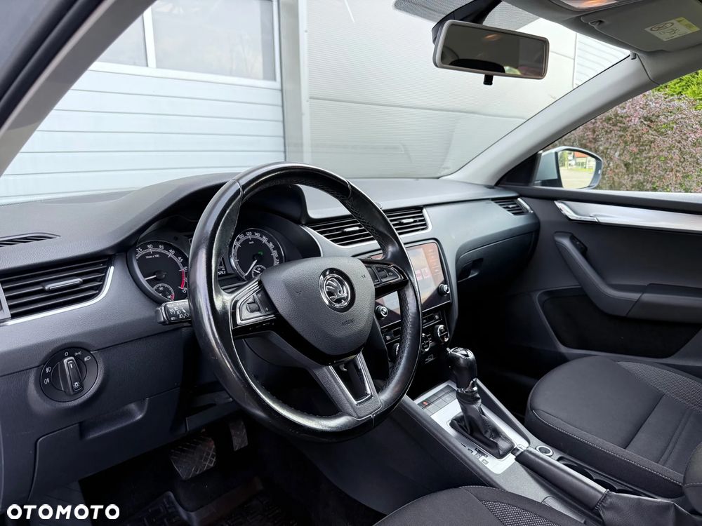 Skoda Octavia 2.0 TDI Ambition DSG - 11