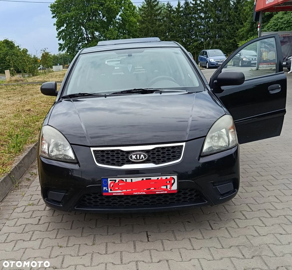 Kia Rio 1.4 Family - 1
