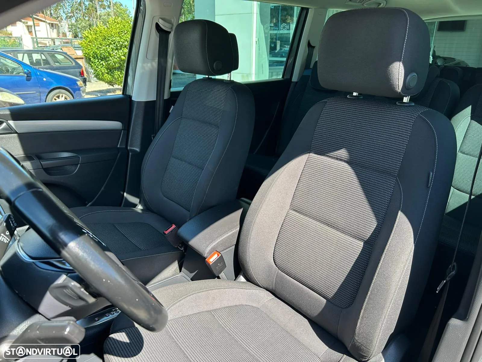 VW Sharan 2.0 TDI Confortline DSG - 15