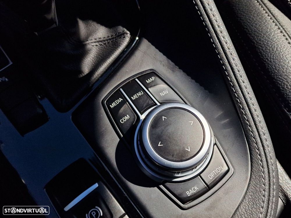 BMW X1 16 d sDrive Line Sport Auto - 35