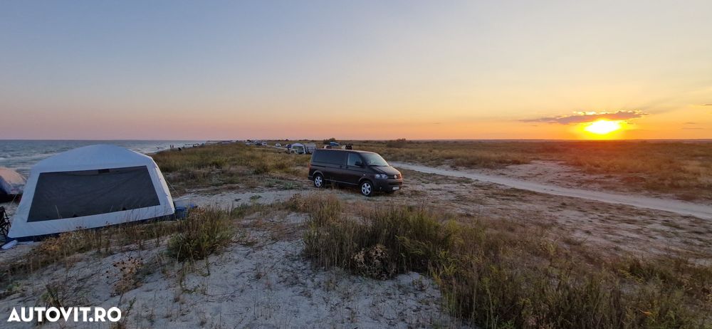 Volkswagen Multivan - 11