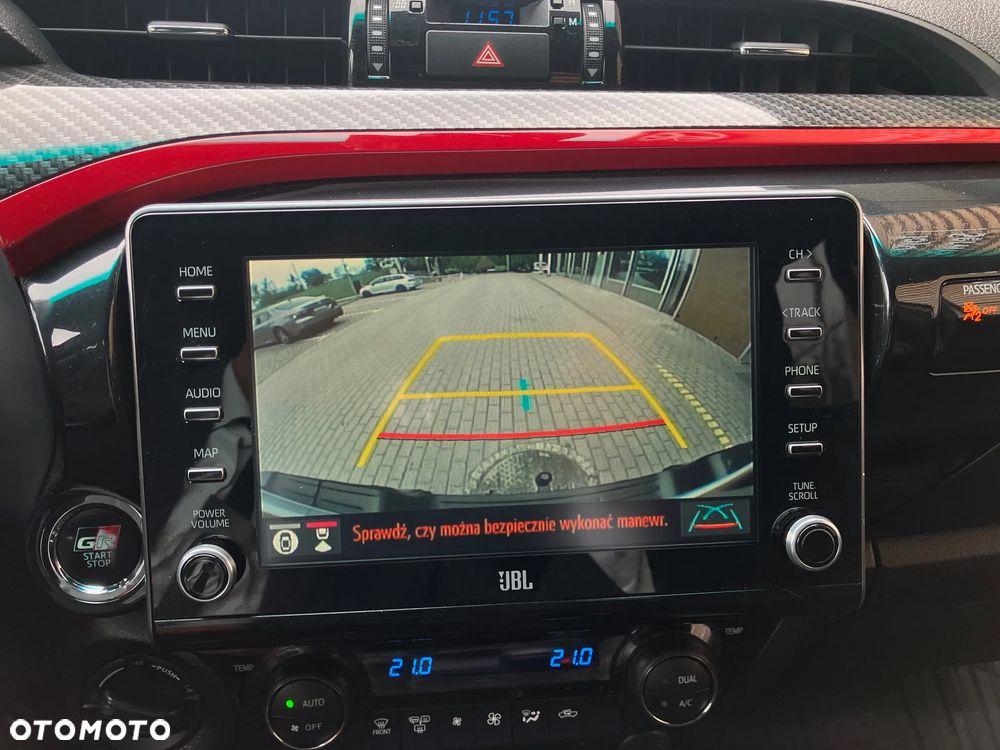 Toyota Hilux 2.8 D-4D Double Cab GR Sport 4x4 - 31