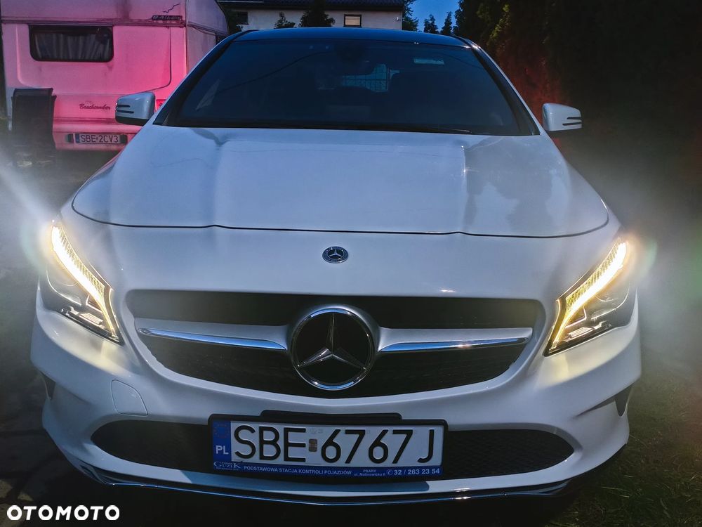 Mercedes-Benz CLA 250 4Matic 7G-DCT - 35