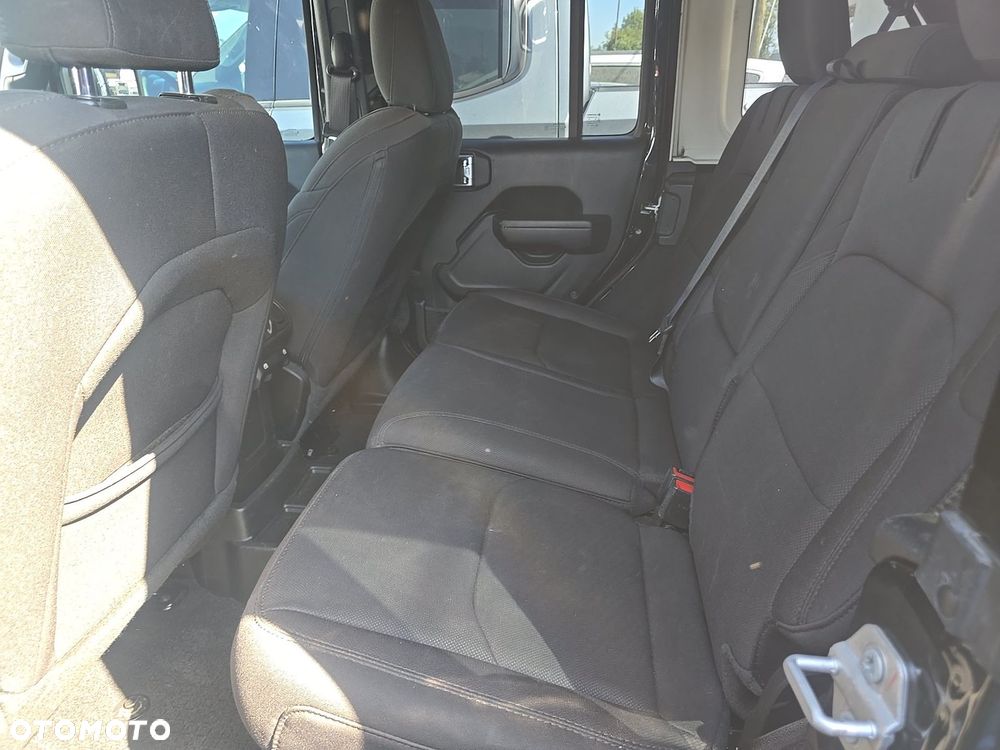 Jeep Wrangler 2.0 4xe Plug-In Hybrid Hardtop Sahara - 14