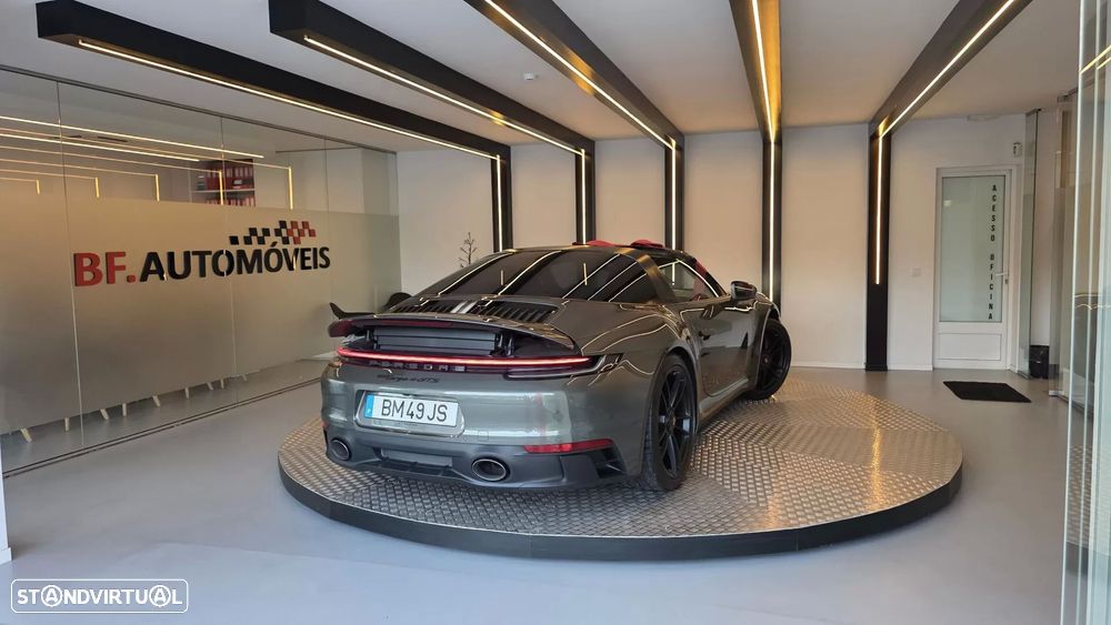 Porsche 911 (992) Targa 4 GTS PDK - 10