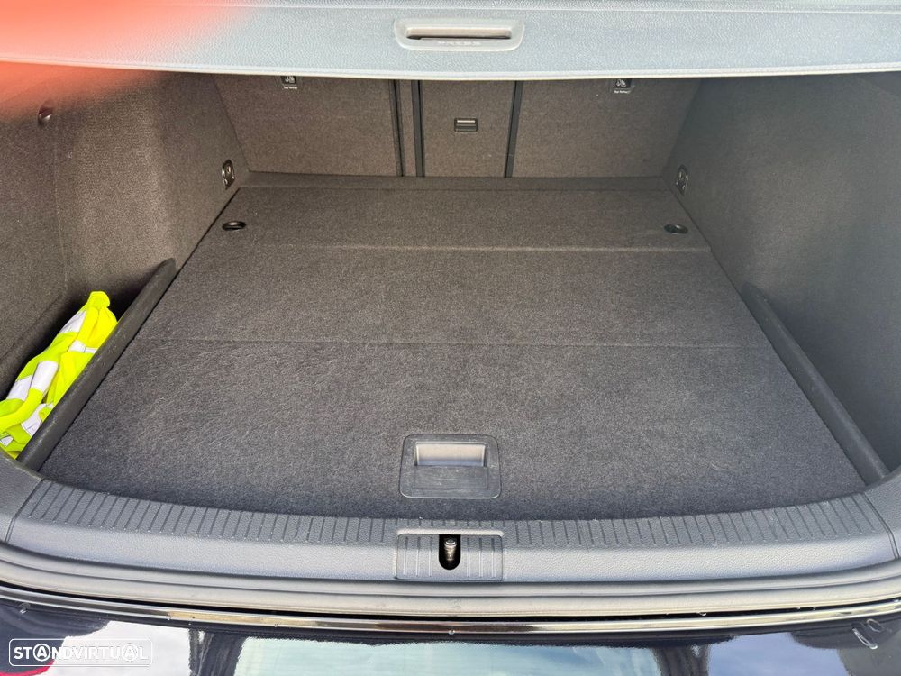 VW Golf Variant - 11