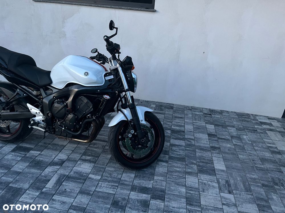 Yamaha FZ6 - 4