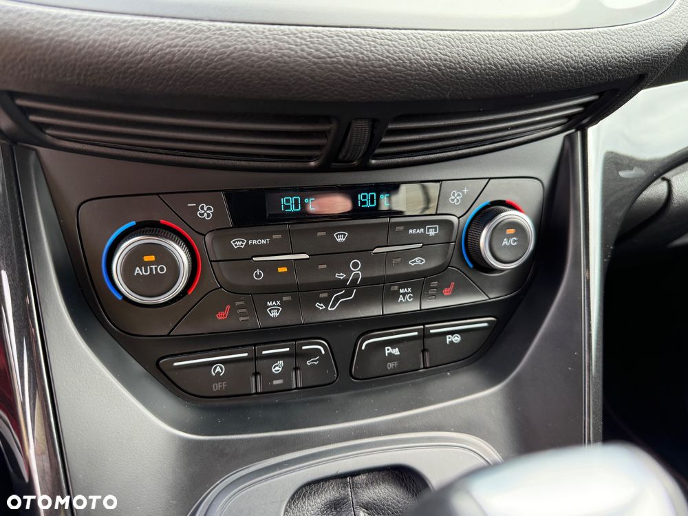 Ford Kuga 2.0 TDCi AWD ST-Line - 29