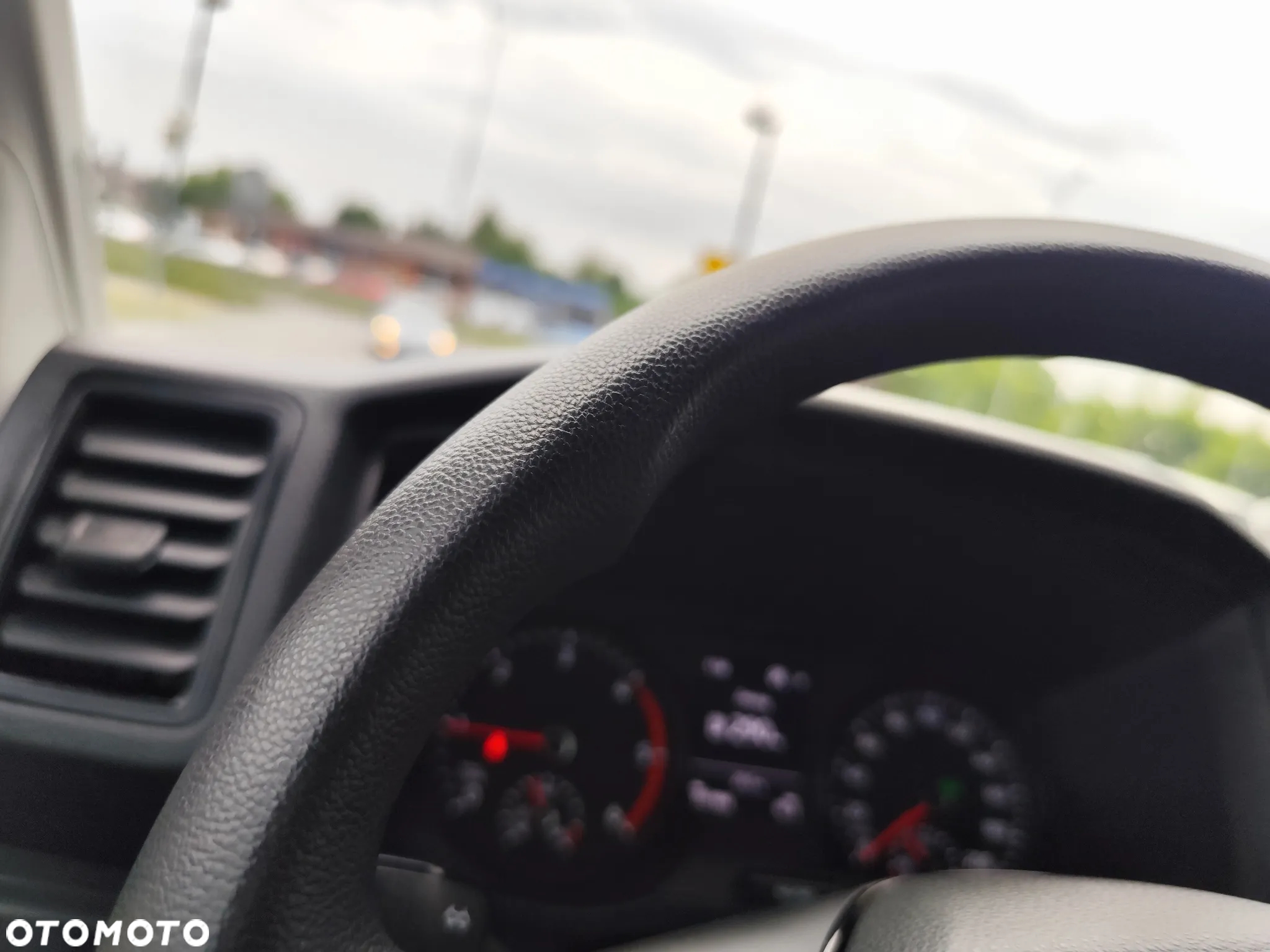 Volkswagen Crafter - 17
