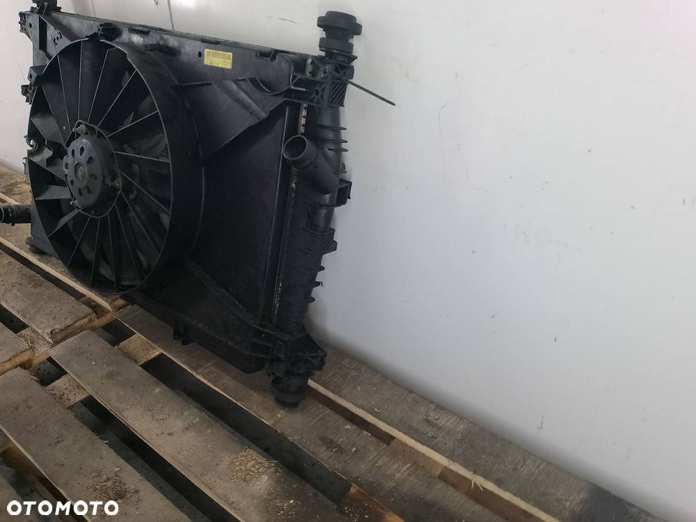 CHŁODNICA WODY Z WENTYLATOREM ALFA ROMEO 159 60694769 1.9 JTD - 3