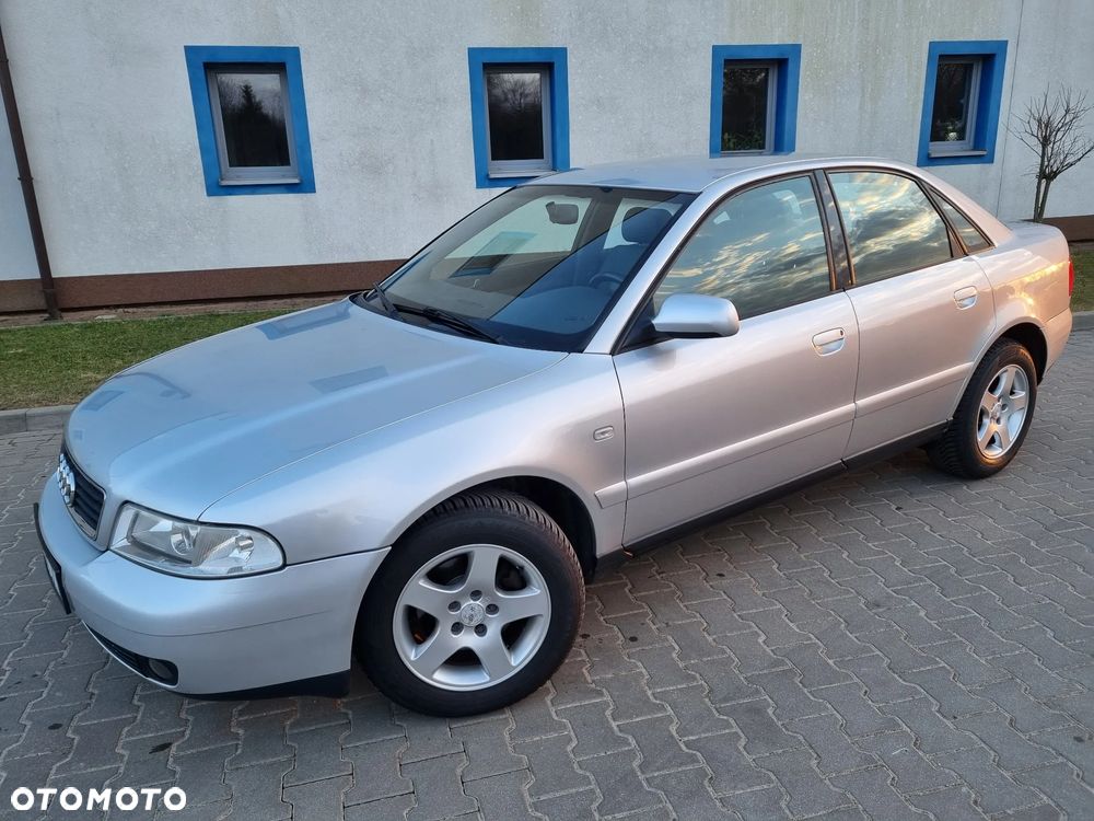 Audi A4 Limousine - 35