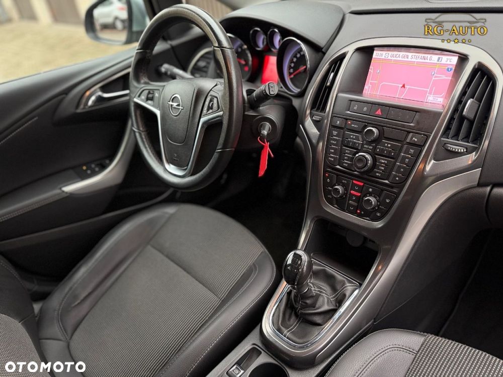 Opel Astra - 25