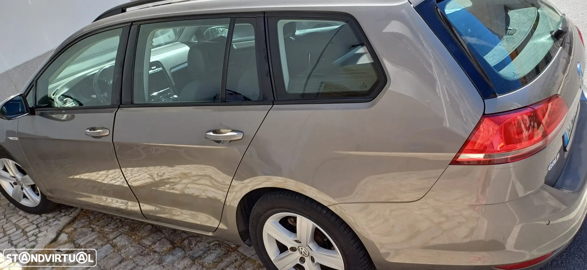 VW Golf Variant 1.6 TDi BlueMotion Confortline - 6