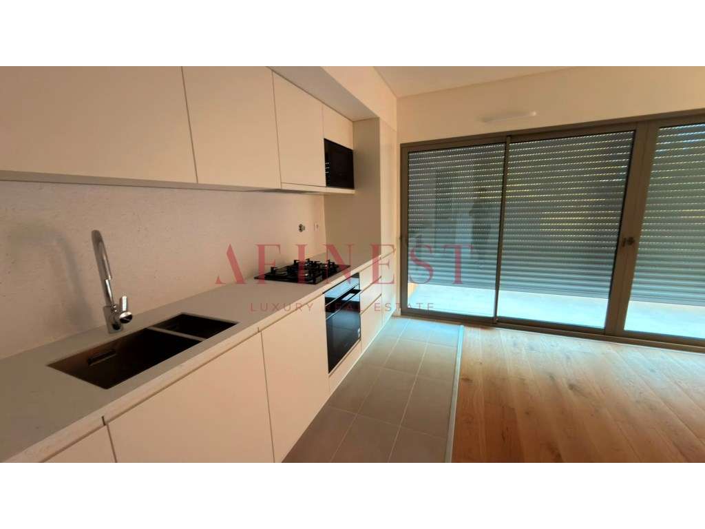 APARTAMENTO T2 NOVO COM TERRAÇO E VISTA RIO - BAÍA DO SEIXAL - Grande imagem: 4/25